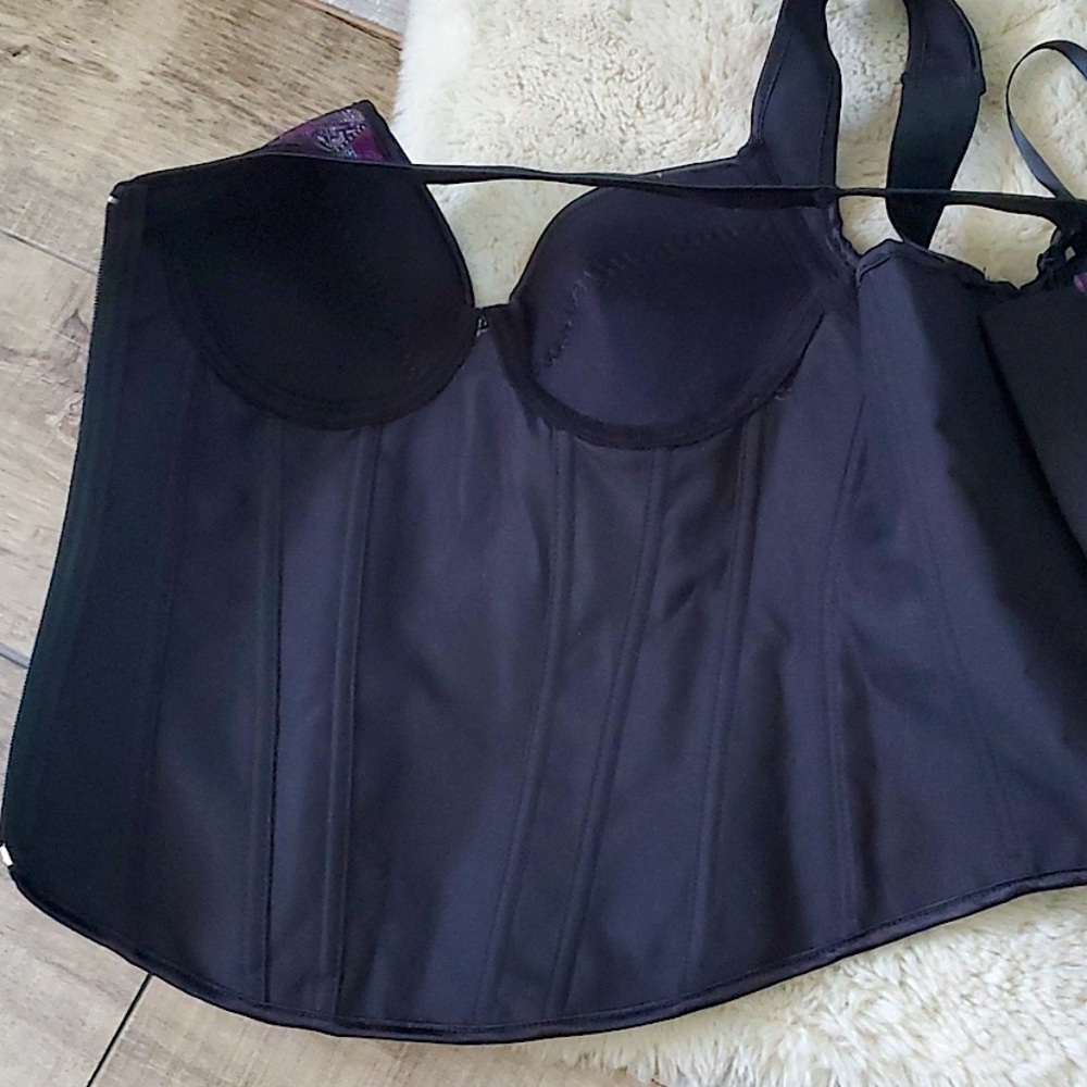 Multi Colored Side Zip Corset Top with Tie Back - Picture 7 of 7
